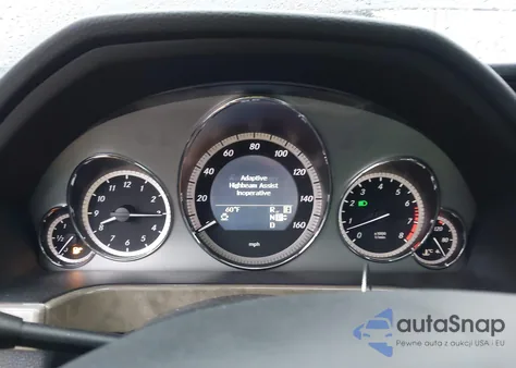 2011 Mercedes-Benz E 550 4Matic z USA, uszkodzony, nr VIN WDDHF9AB4BA349378